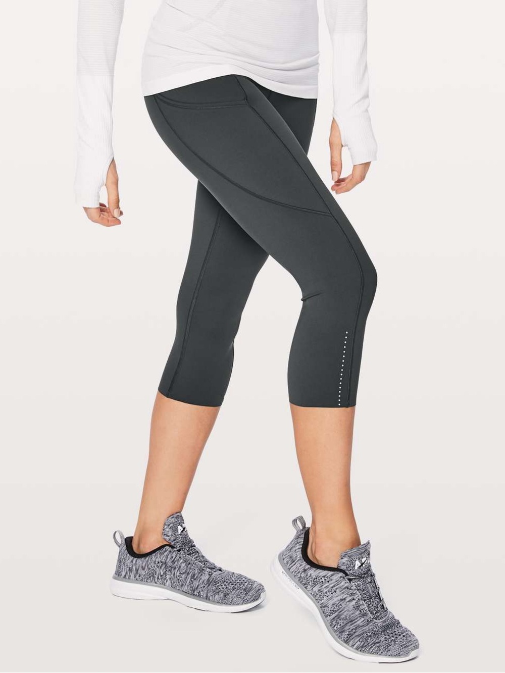 Lululemon Fast & Free Crop II Leggings Nulux 19" Deep Coal Gray Black Size 4